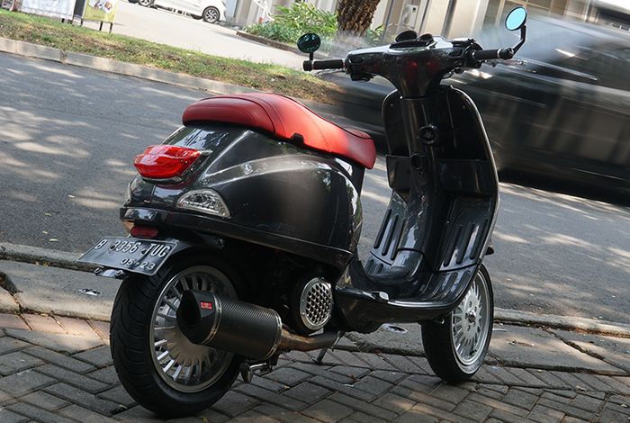 Vespa S Gading Marten Modifikasi Scooter VIP