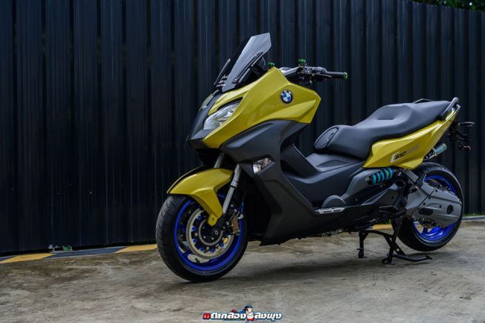 BMW C650 Sport yang tampil sangar dan menawan