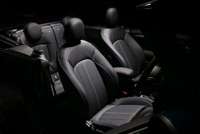 MINI Indonesia luncurkan MINI Cabrio Sidewalk Edition (30/9/2020)