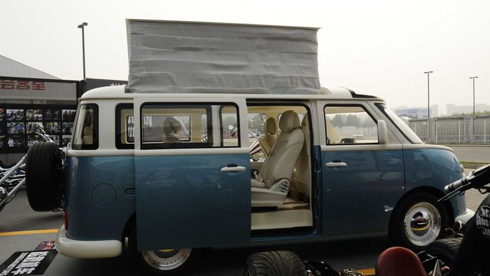 detail samping Songsan Summer, mirip campervan kan?