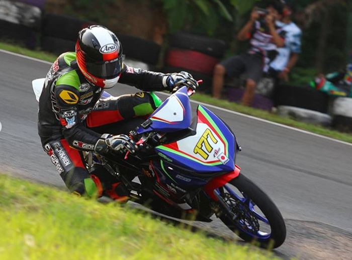 Modifikasi Yamaha MX King 150 balap pacuan Aditya Fauzi