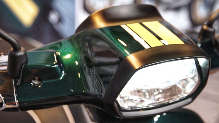 Vespa Sprint 150 Racing Sixties