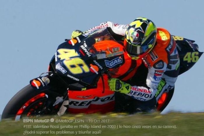 Valentino Rossi saat membalap bersama Repsol Honda di MotoGP era awal mesin 4-tak.