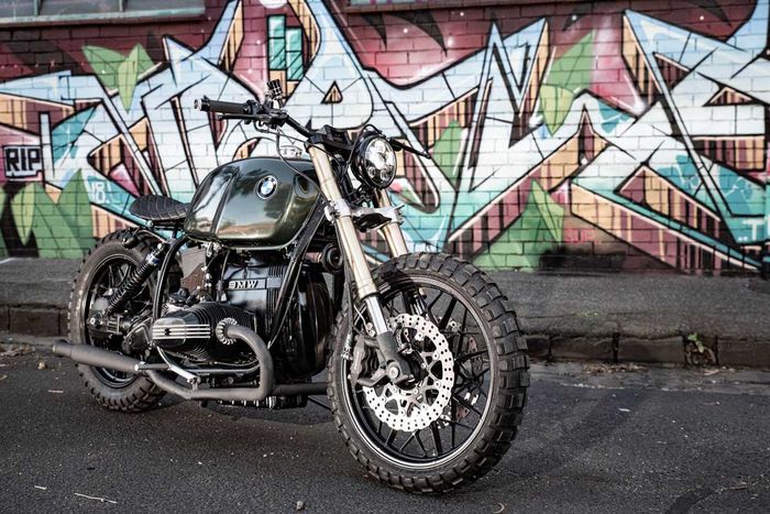 BMW R100 scrambler yang begitu gagah