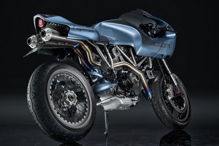 Ducati MH900e cafe racer yang super menawan