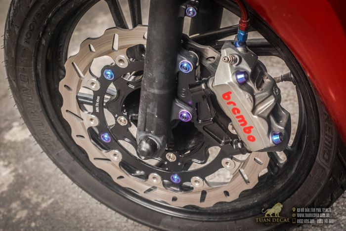 Rem depan Honda SH150i ini makin sangar