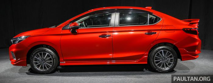 Tampilan samping Honda City 2020 Modulo di Malaysia