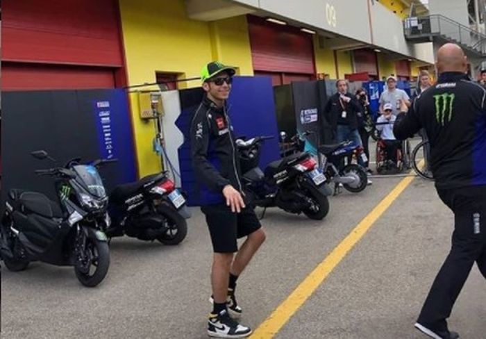 Yamaha NMAX digunakan sebagai armada di paddock Monster Energy Yamaha