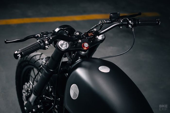 Tampilan kokpit BMW R100 ini