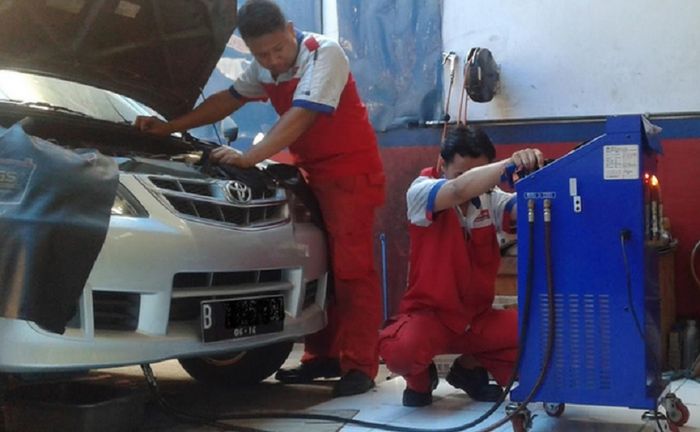 Oli transmisi matik disarankan dikuras setiap 40.000 km