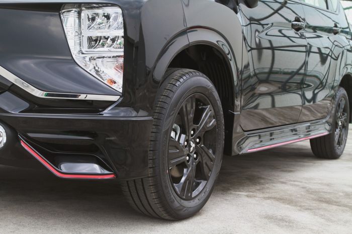 Mitsubishi Xpander Black Edition