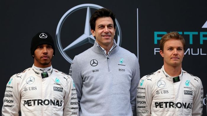 Lewis Hamitlon, Toto Wolff  dan Nico Rosberg