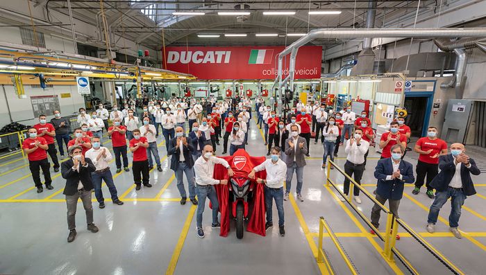 Ducati Multistrada V4 sudah diproduksi massal dan akan launching resmi November 2020 mendatang