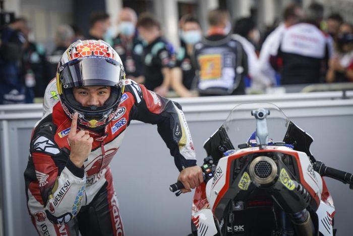 Takaaki Nakagami sukses raih pole position di sesi kualifikasi MotoGP Teruel 2020.