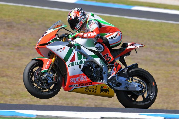 Aprilia RSV4 WSBK tunggangan Max Biaggi