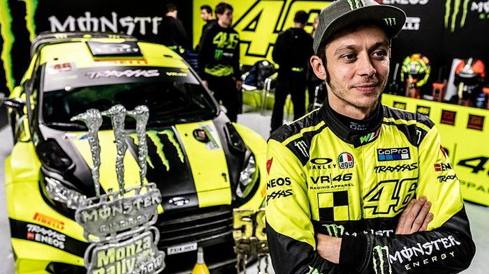 Valentino Rossi ingin mewujudkan mimpi keduanya, balapan roda empat.