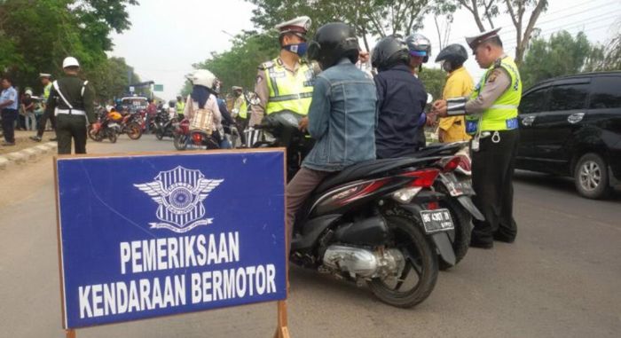 Masih didapati puluhan pengendara yang terjaring razia pada Operasi Zebra Musi (OZM) 2020 di Kota Palembang.