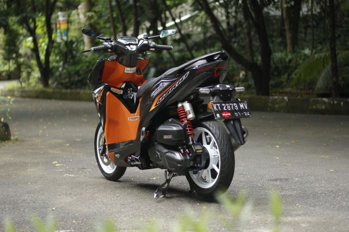 Modifikasi Honda Vario 150 baru asal Samarinda, mantap pilih konsep dari Vietnam. 