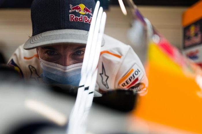 Marc Marquez diisukan akan menjalani operasi untuk ketiga kalinya.