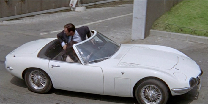 Toyota 2000GT Convertible yang dibuat khusus untuk James Bond dalam 'You Only Live Twice' yang diperankan Sean Connery