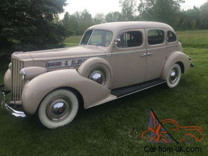 Packard Super Eight tahun 1939, mobil pertama yang memakai air conditioner (AC).