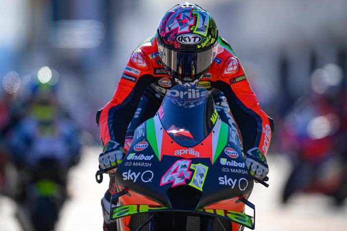 Aleix Espargaro sebut sanksi yang dijatuhkan pada Andrea Iannone tidak adil.