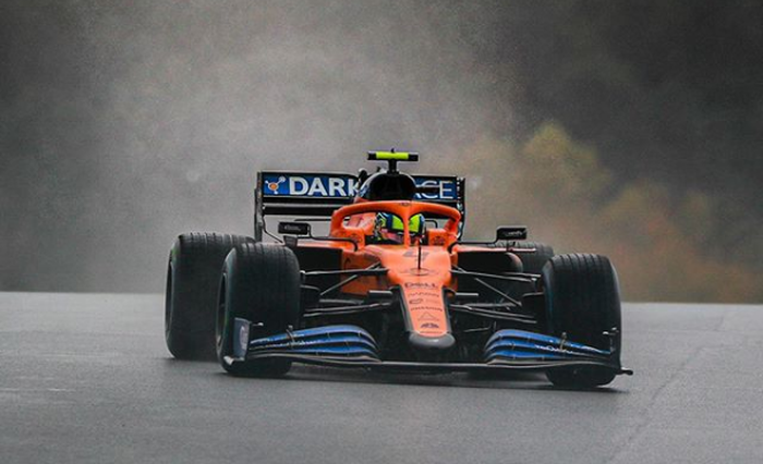 Dua pembalap McLaren, Lando Norris dan Carloz Sainz mendapat penalti penurunan grid pada F1 Turki 2020
