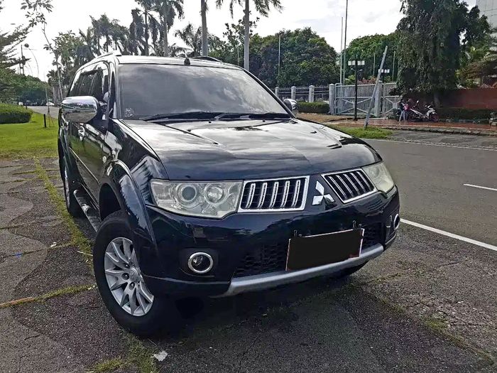 Ilustrasi Mitsubishi Pajero Sport Bekas 