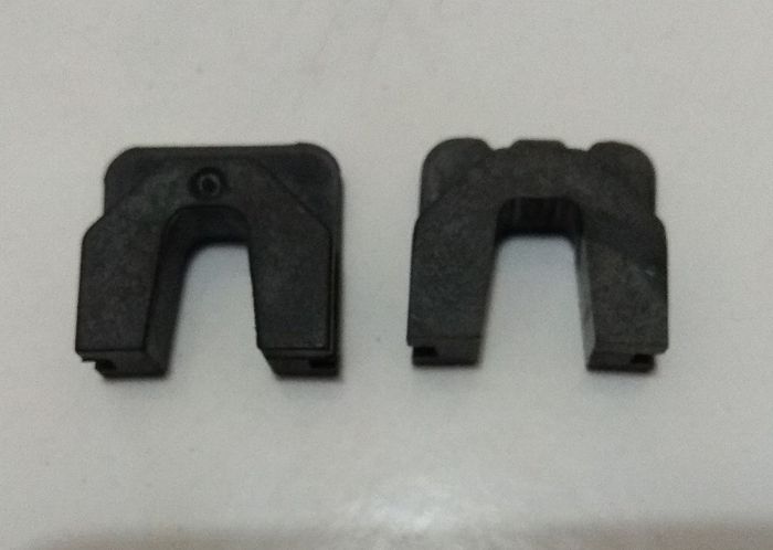 slider Yamaha Mio M3 (kiri) dan Yamaha Aerox (kanan)