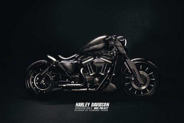 Harley-Davidson 883R Urus