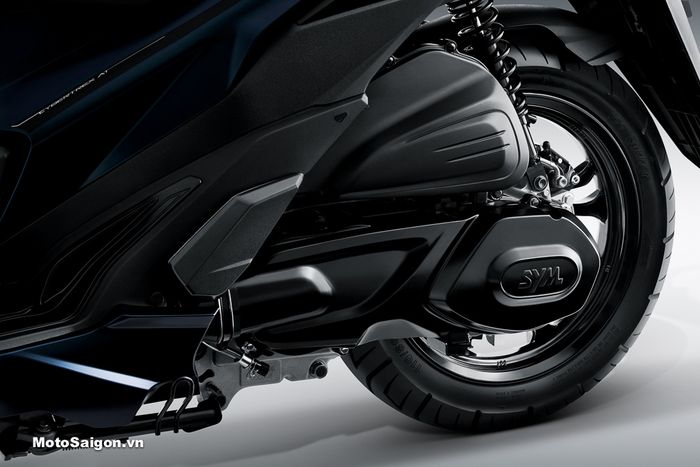 Soal spek, motor matic GPX Drone ini memakai mesin 149,6 cc SOHC silinder tunggal berpendingin cairan.