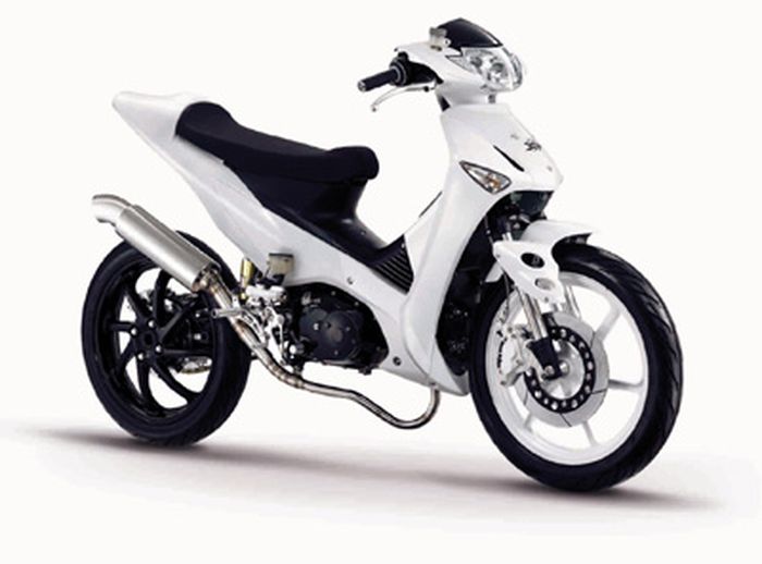 Modifikasi Honda Supra X 125 PGM-Fi bergaya sport hi-tech