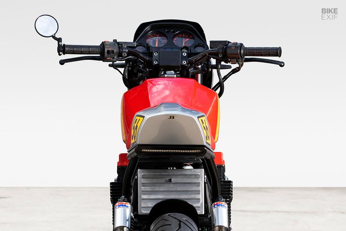 Area kokpit masih standar