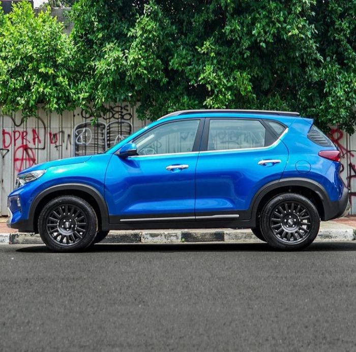 Modifikasi KIA Sonet gagah dengan pelek OZ Racing