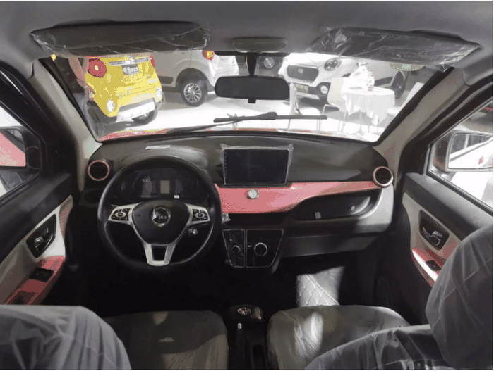 desain interior mobil listrik bikinan Taizou Taiqi dari China