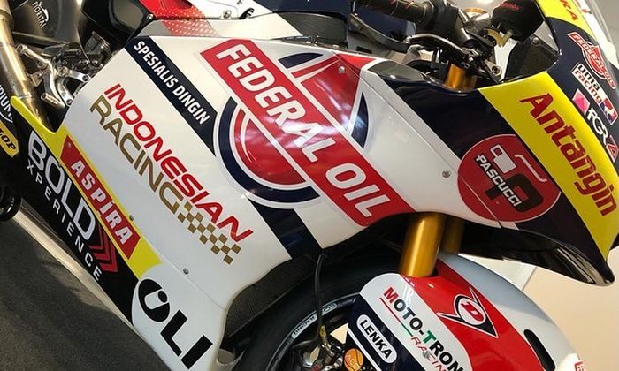 Logo MP1 Indonesian Racing terpampang di motor tim Federal Oil Gresini Moto2 untuk tahun depan