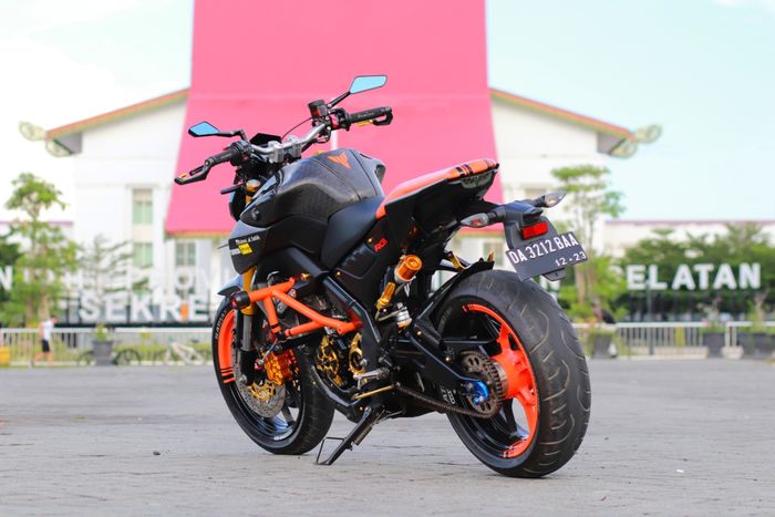 Yamaha Vixion lama berganti identitas jadi MT-15, totalitas jadi sport naked murni. 