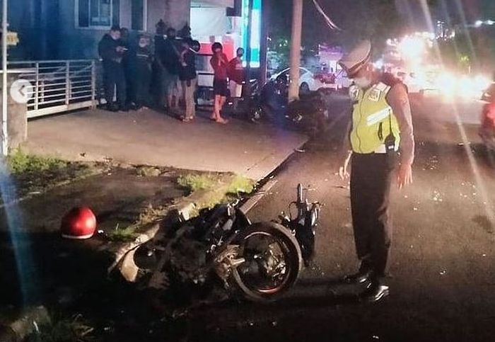Kondisi Honda BeAT hancur usai disabet Suzuki Grand Vitara di Bypass Ir Soekarno, Tabanan Bali