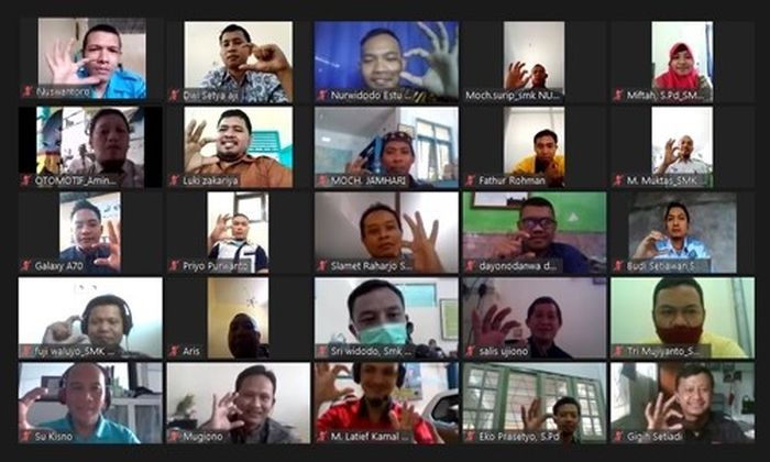 Sebanyak 100 guru SMK binaan Daihatsu se-Jawa Tengah ikuti pelatihan online. 