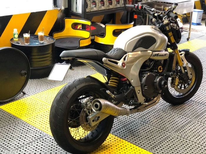 Honda CB250F yang super keren