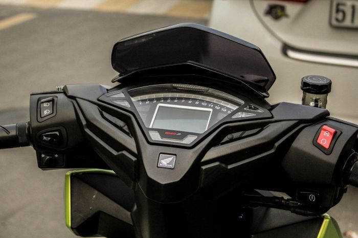 Panel instrumen diganti Koso