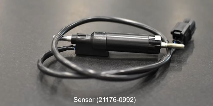 Sensor quick shifter untuk Kawasaki Ninja ZX-25R, bisa dibeli di bengkel resmi