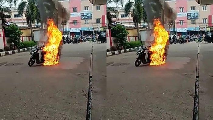 Detik-detik Honda Vario 150 terbakar usai isi Pertamax di SPBU Celentang, Jl Brigjen Hasan Kasim, Bukit Sangkal, Kalidoni, Palembang