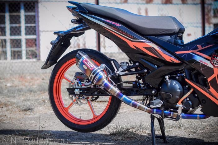 Knalpot pakai AHM M3 titanium