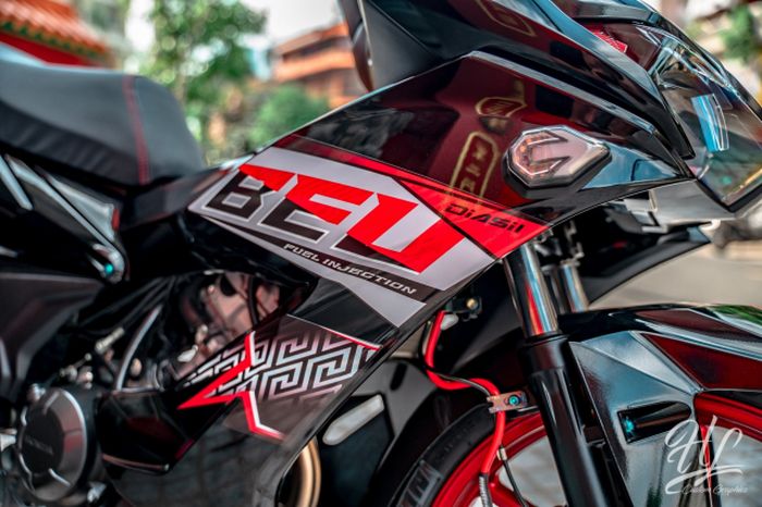 Lampu sein depan yang stylish dan minimalis