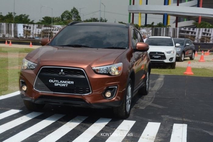 Ilustrasi Mitsubishi Outlander Sport.