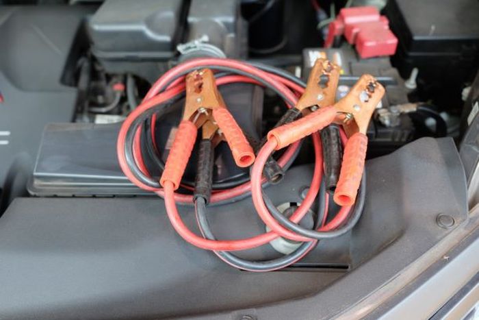 Kabel khusu untuk jumper aki