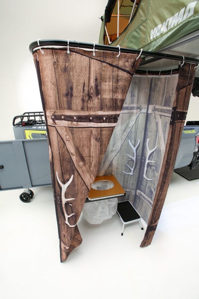 Toilet di TRD-Sport Trailer