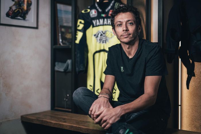 Valentino Rossi sempat dinyatakan positif Covid-19 dan harus absen dari dua seri balapan MotoGP