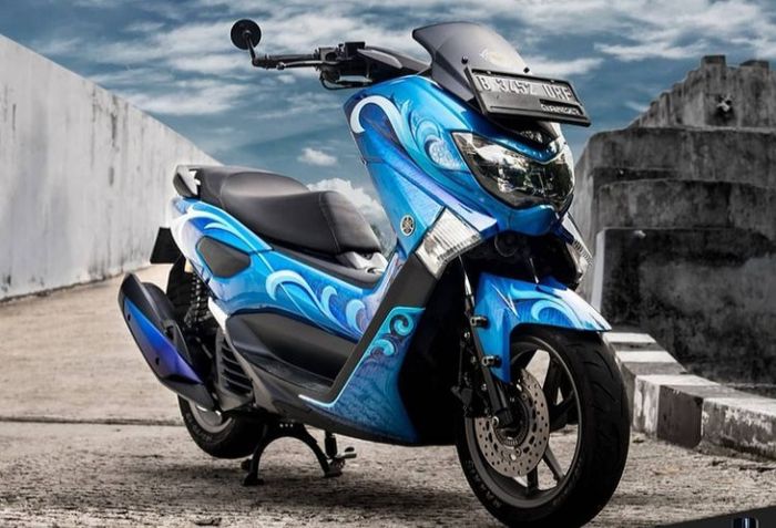 Salah satu hasil repaint Yamaha NMAX di Diton Premium